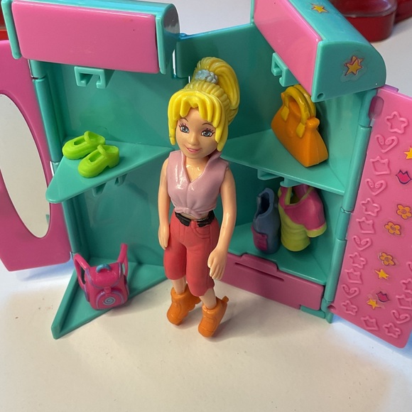 Stylish Doll with Pink and Orange Wardrobe Set - Picture 2 of 6